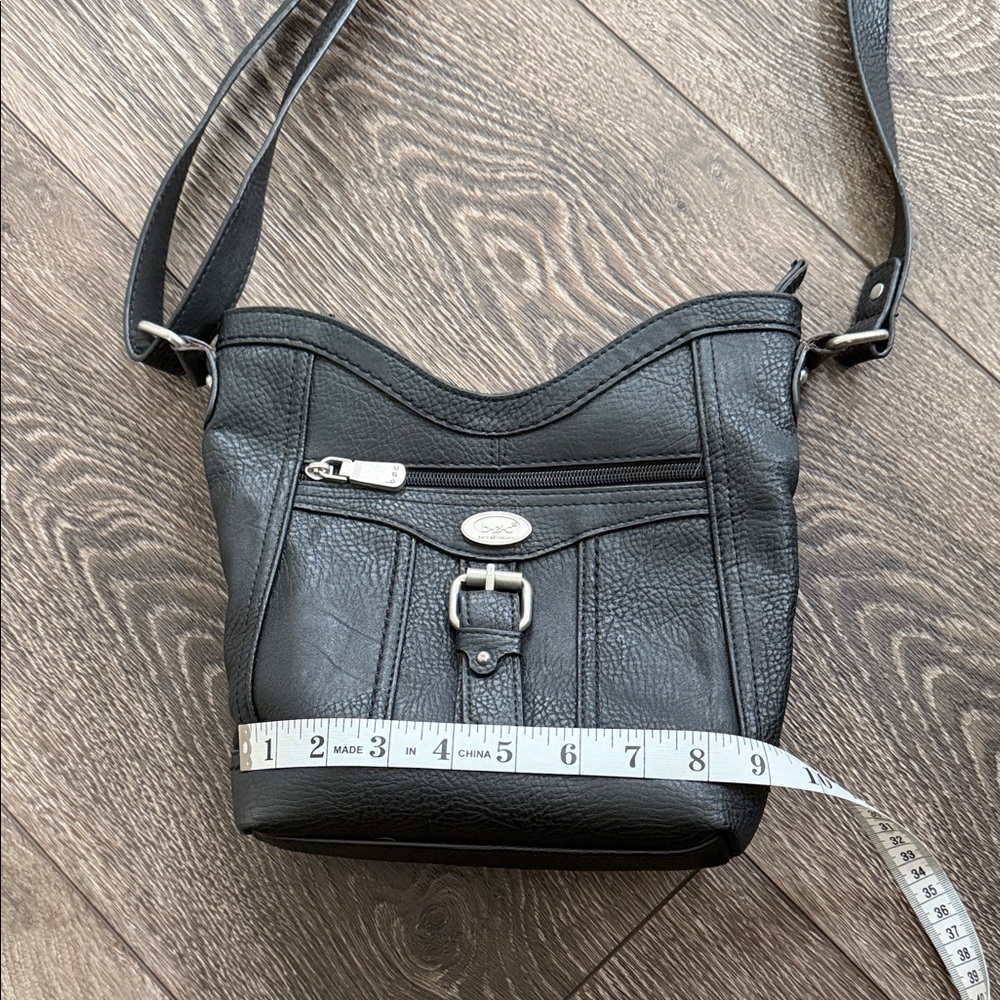 boc Black Leather Crossbody Bag - Picture 6 of 9